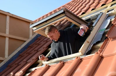 Pose de fenêtres de toit Velux à Bourgvallées